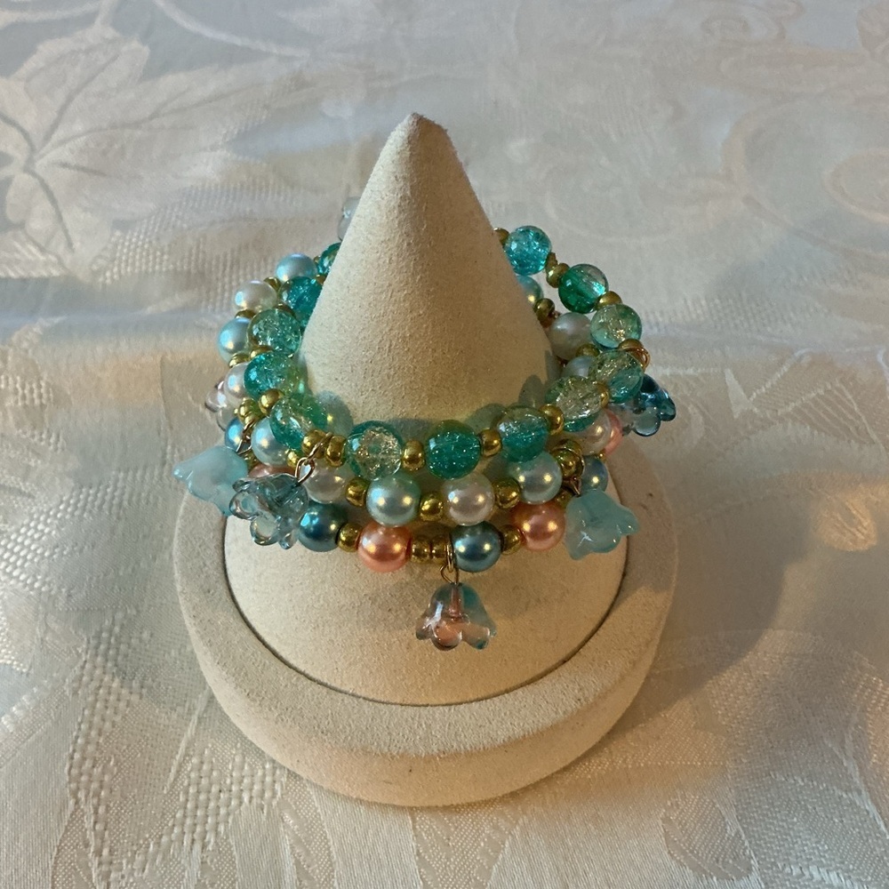 Mint, Peach and Teal Glass Gold Tone Stretch Bracelets